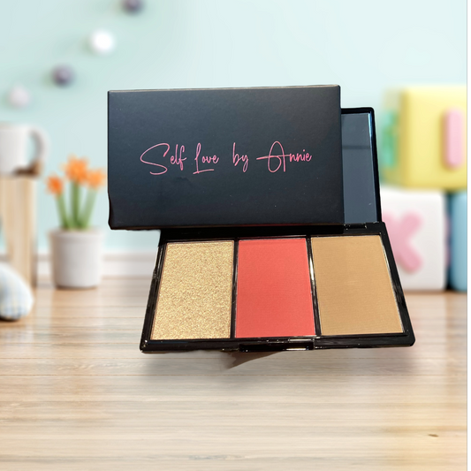 3 in 1 blush pallet- bronzer, blush and glow